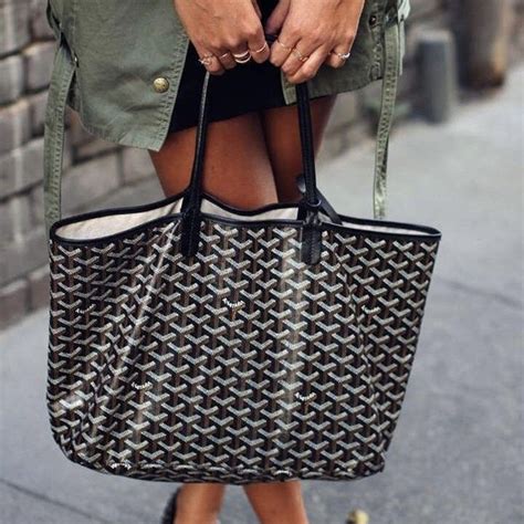 goyard pouch price|goyard bag price original.